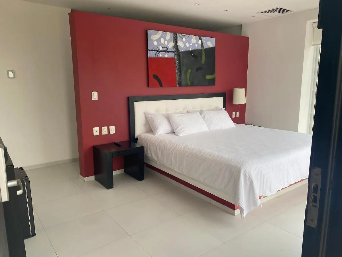 Cache Hostel & Hotel (Adults Only) Playa del Carmen 3*,