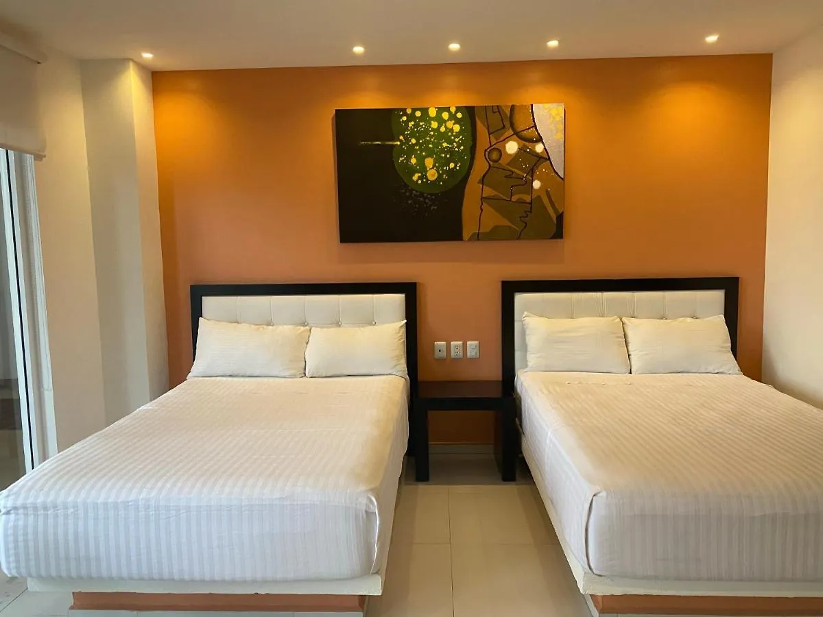 Cache Hostel&Hotel Playa del Carmen 3*,  Mexico
